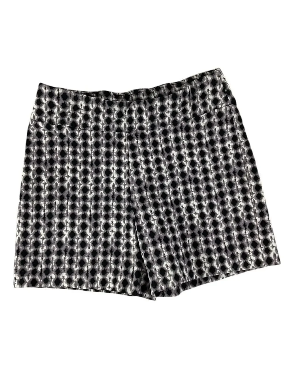 Alex & Olivia Chic Geometric Print Shorts Size 6